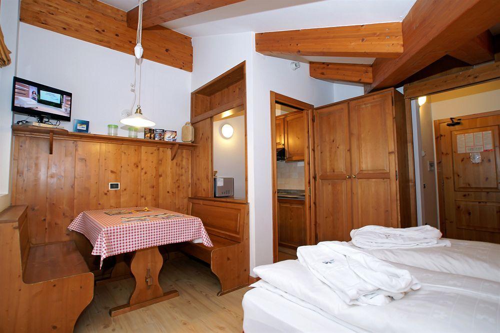 Sporting Aparthotel San Martino Di Castrozza Kültér fotó