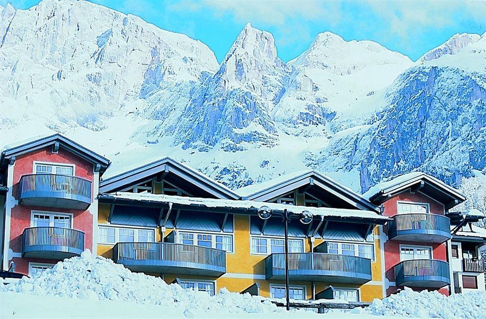 Sporting Aparthotel San Martino Di Castrozza Kültér fotó