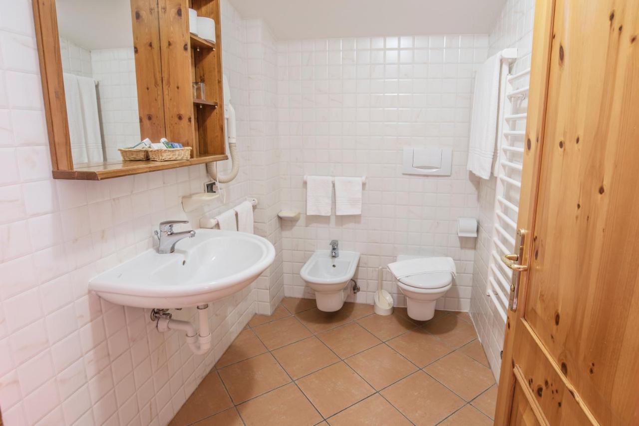 Sporting Aparthotel San Martino Di Castrozza Kültér fotó
